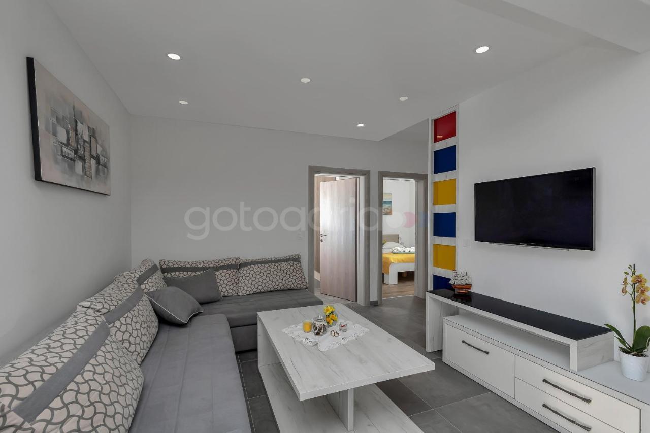 Luxury Apartment Poseidon - Free Beach Parking Makarska Luaran gambar