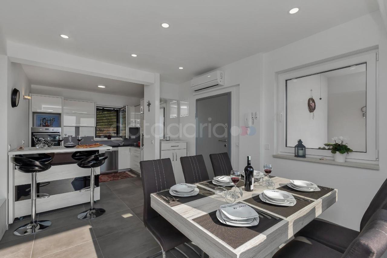 Luxury Apartment Poseidon - Free Beach Parking Makarska Luaran gambar